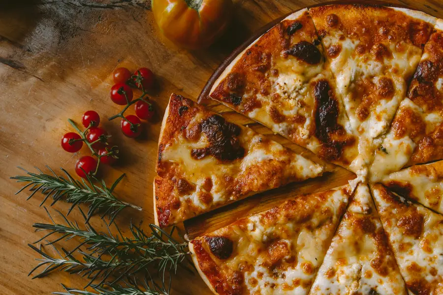 Blanche La Fontana Pizza
